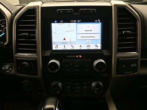 Used 2019 Ford F150 Lariat w/ Equipment Group 502A Luxury image 11