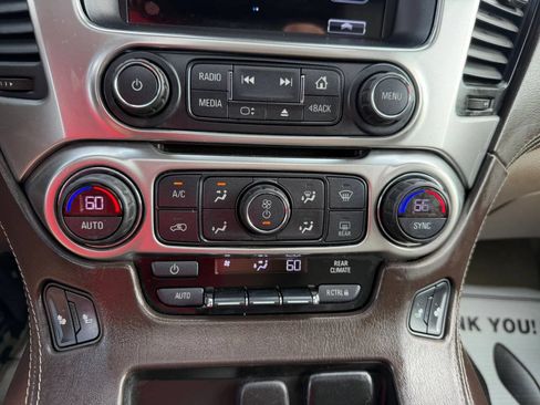 Used 2017 Chevrolet Suburban LT AWD/4WD image 44
