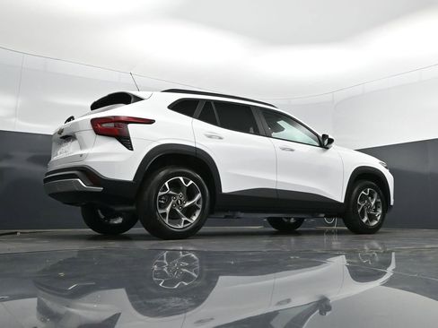 New 2026 Chevrolet Trax LT image 42