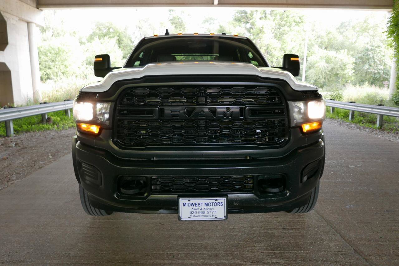 Used 2023 RAM 5500 Tradesman AWD/4WD image 22