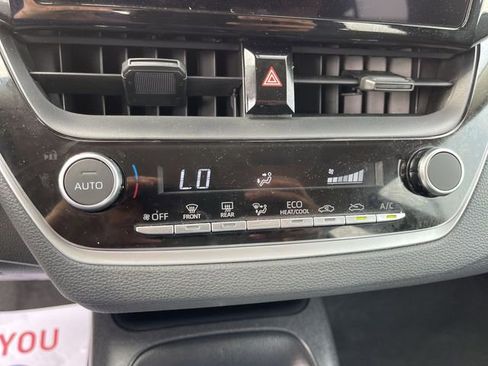 Used 2024 Toyota Corolla LE FWD image 19