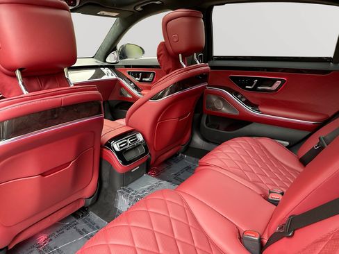 Used 2023 Mercedes-Benz S 580 4MATIC Sedan image 27