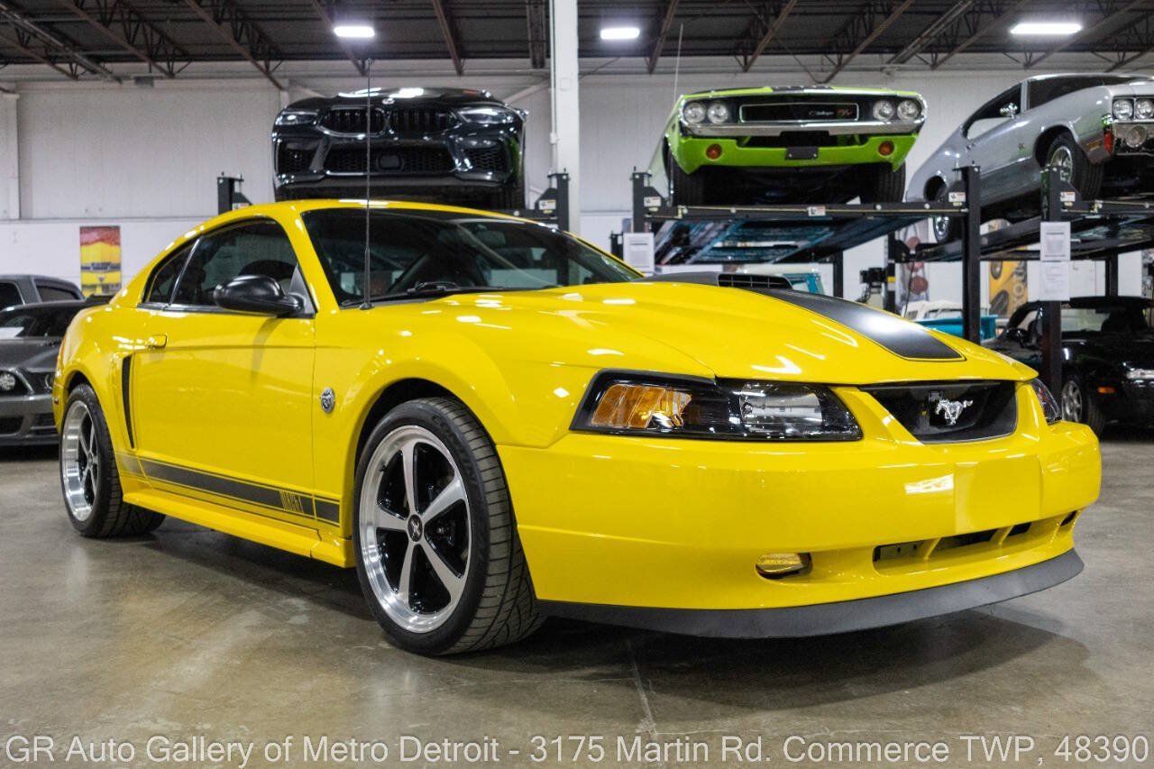 Used 2004 Ford Mustang Mach 1 RWD image 10