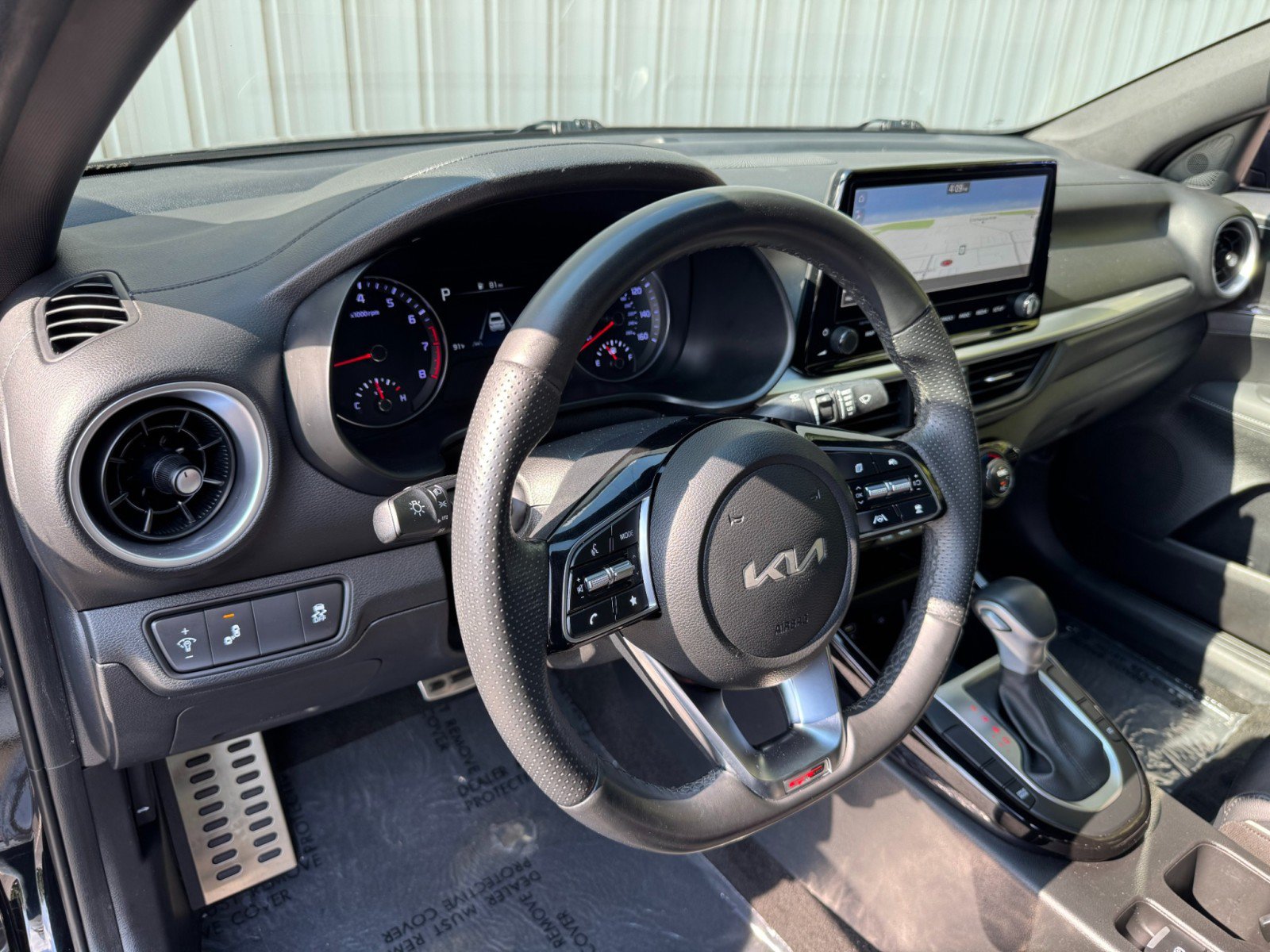 Used 2023 Kia Forte GT-Line w/ GT-Line Premium Package FWD image 13