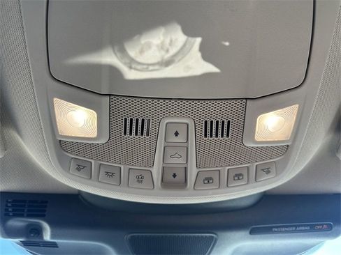 Certified 2022 Lincoln Nautilus Reserve image 27