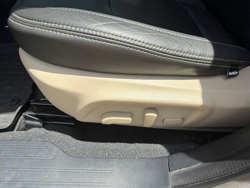 Used 2019 Subaru Outback 2.5i Premium AWD/4WD image 11