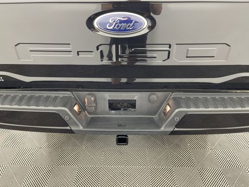 Used 2022 Ford F150 XL w/ STX Appearance Package image 7