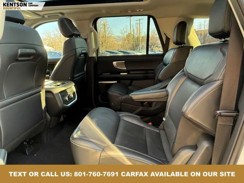 Used 2025 Ford Expedition Max Platinum image 31