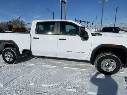 New 2025 GMC Sierra 2500 Pro w/ 1SA Pro Safety Plus Package AWD/4WD image 3