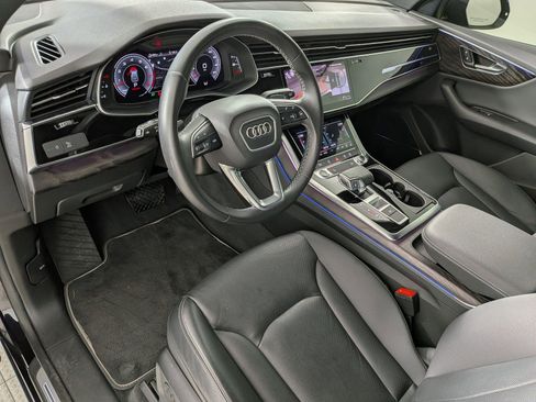 Used 2021 Audi Q8 Premium Plus w/ Premium Plus Package AWD/4WD image 4