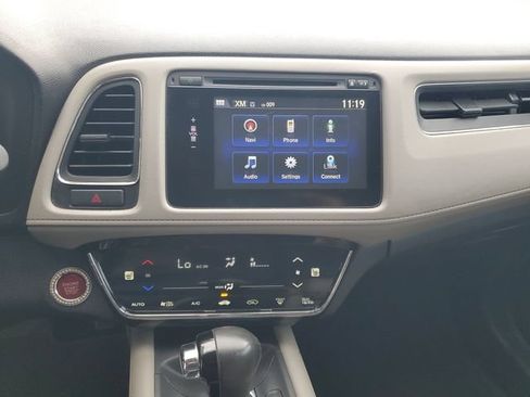 Used 2018 Honda HR-V EX-L image 14