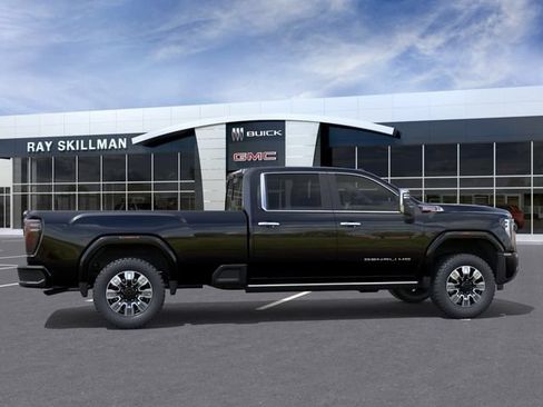 Used 2026 GMC Sierra 3500 Denali w/ Denali Reserve Package AWD/4WD image 5