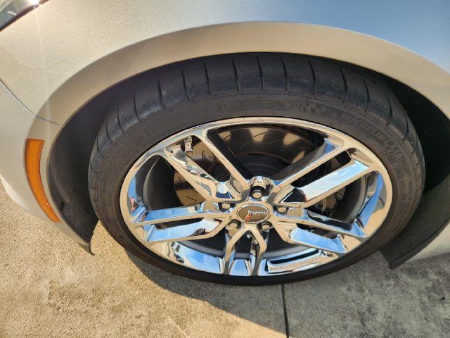Used 2015 Chevrolet Corvette Stingray Convertible w/ 3LT Preferred Equipment Group RWD image 8