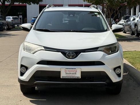 Used 2017 Toyota RAV4 XLE FWD image 8