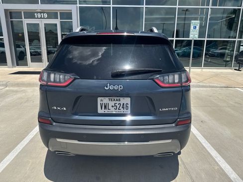 Used 2021 Jeep Cherokee Limited w/ Mopar Interior Package AWD/4WD image 5