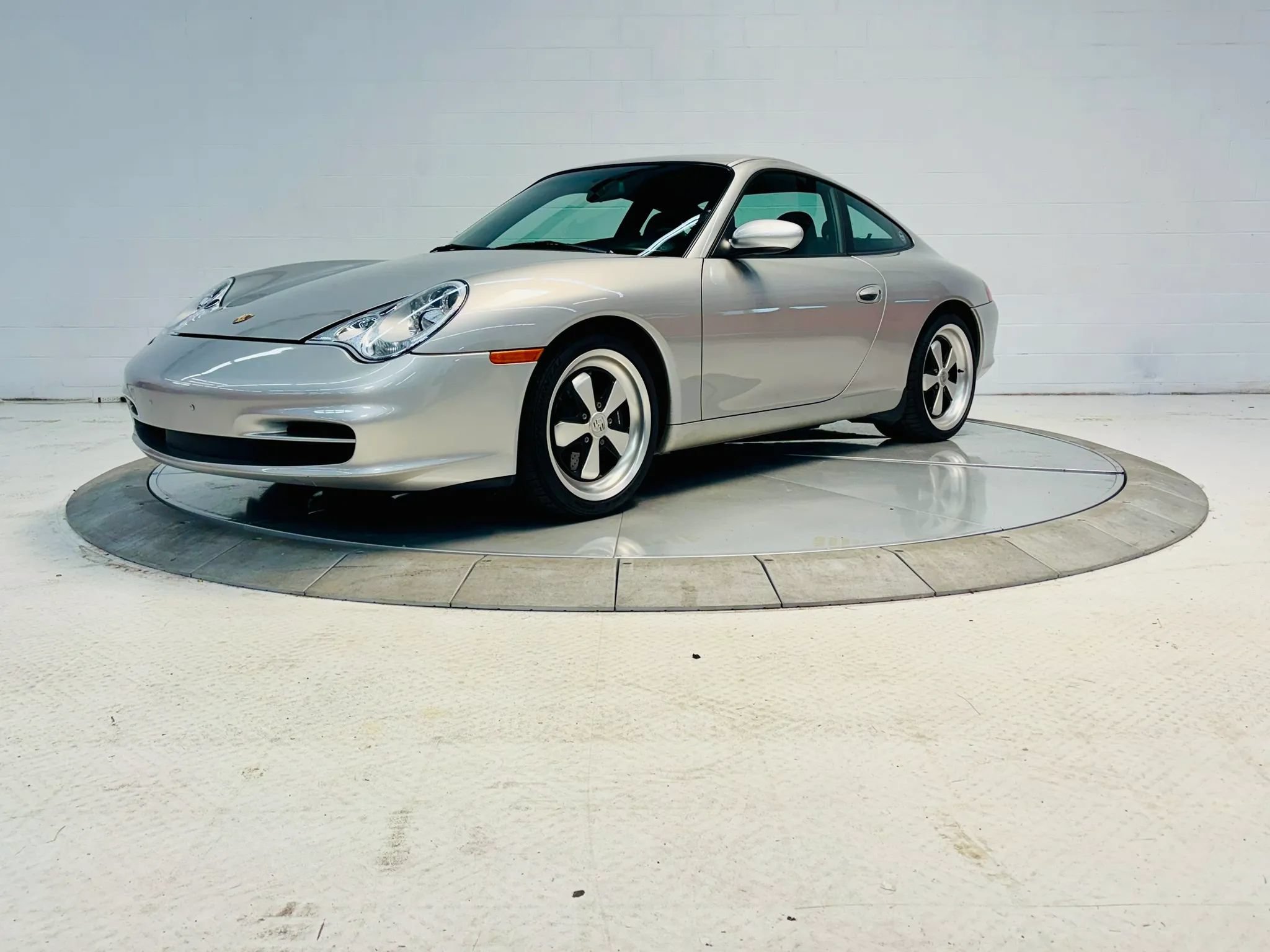 Used 2002 Porsche 911 GT3 RS image 8