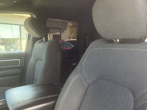 Used 2020 RAM 1500 Big Horn AWD/4WD image 15