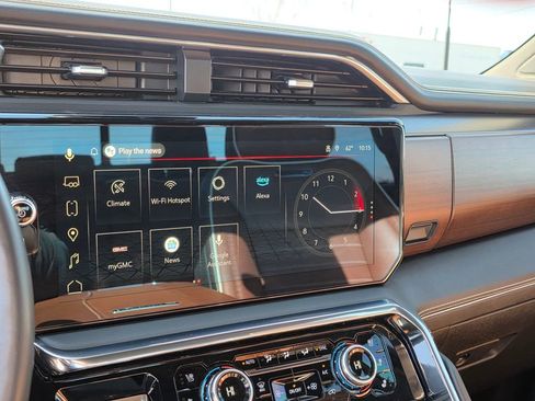 Used 2025 GMC Sierra 3500 Denali Ultimate image 24