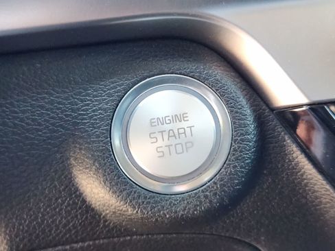 Certified 2024 Kia Telluride S w/ S Sunroof Package AWD/4WD image 19
