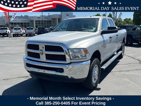 Used 2016 RAM 2500 Tradesman w/ Chrome Appearance Group AWD/4WD image 2