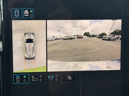 Used 2025 GMC Acadia Denali w/ LPO, Floor Liner Package AWD/4WD image 32