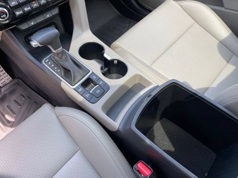 Used 2021 Kia Sportage S w/ S AWD Premium Package image 9