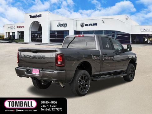 Used 2025 RAM 2500 Big Horn AWD/4WD image 7
