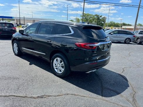 Used 2018 Buick Enclave Premium FWD image 3