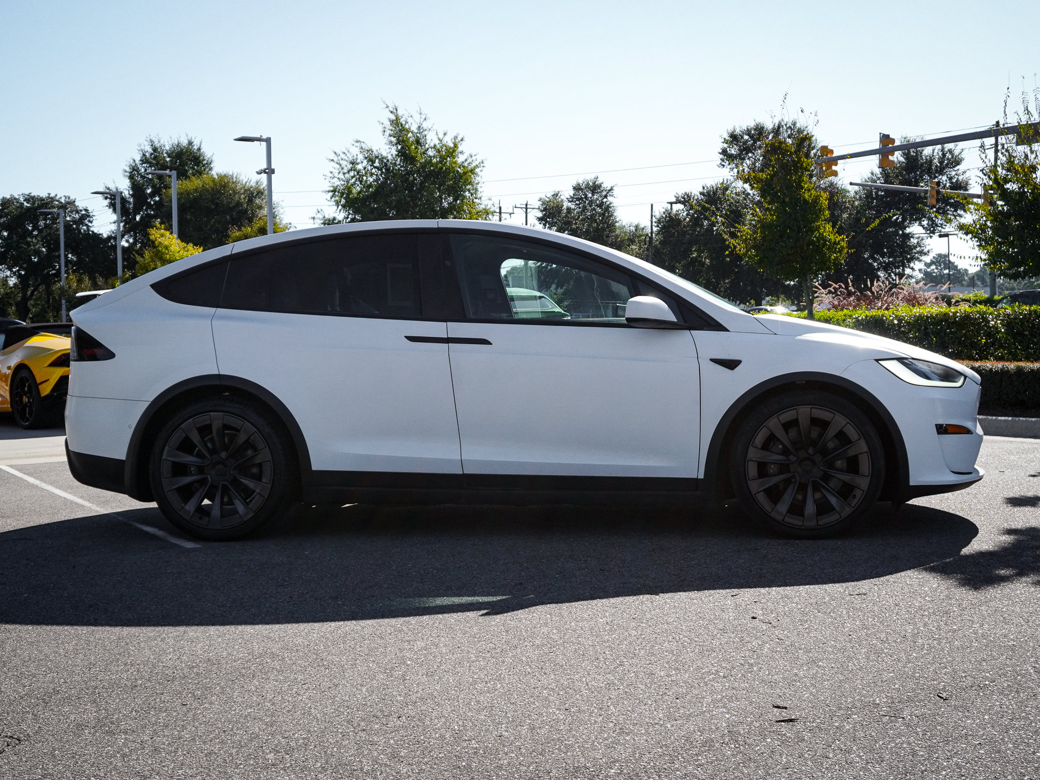 Used 2022 Tesla Model X Plaid AWD/4WD image 11