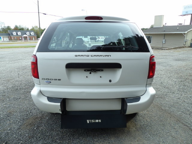 Used 2006 Dodge Grand Caravan SE FWD image 4