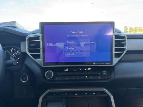 Used 2022 Toyota Tundra SR5 w/ SR5 Premium Package image 34