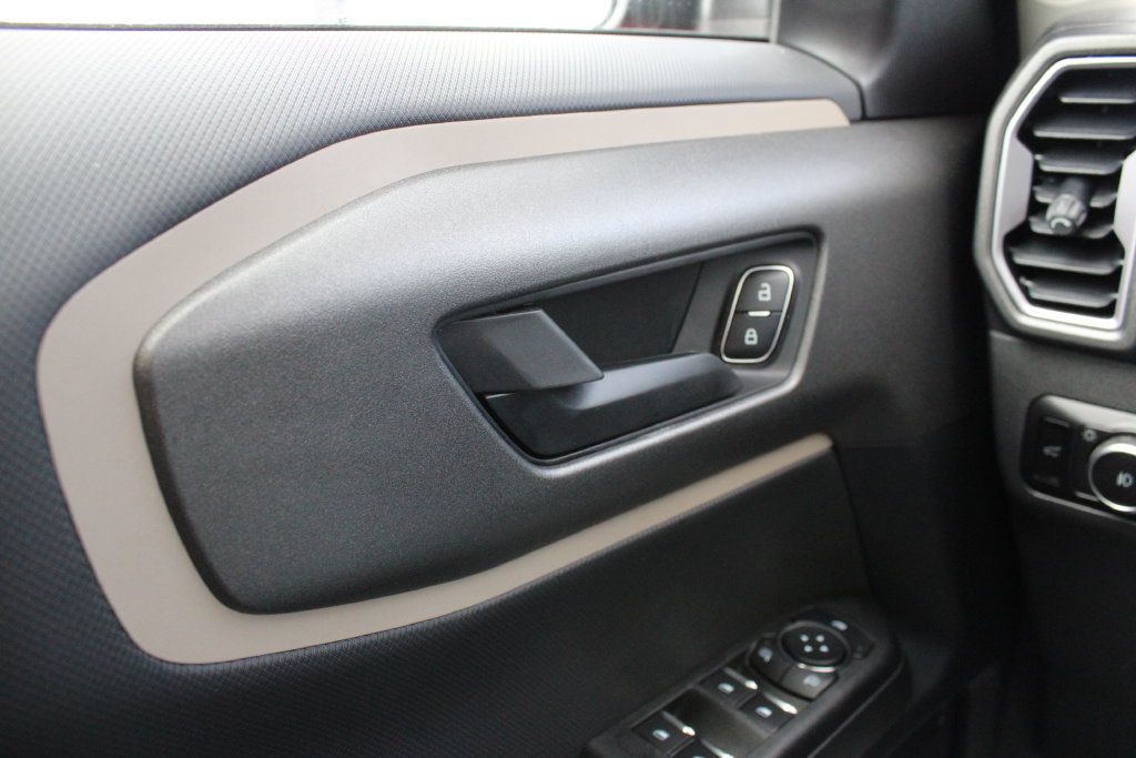 Used 2025 Ford Bronco Sport Big Bend AWD/4WD image 7