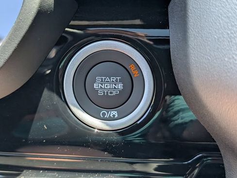 New 2026 RAM 1500 Laramie AWD/4WD image 28