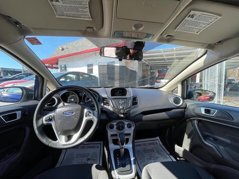 Used 2016 Ford Fiesta SE image 10