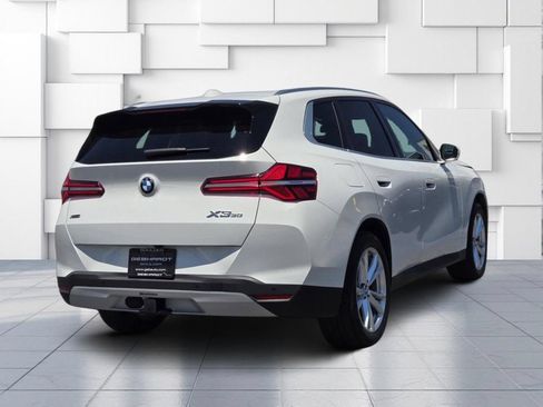 Used 2025 BMW X3 xDrive30i w/ Convenience Package AWD/4WD image 8