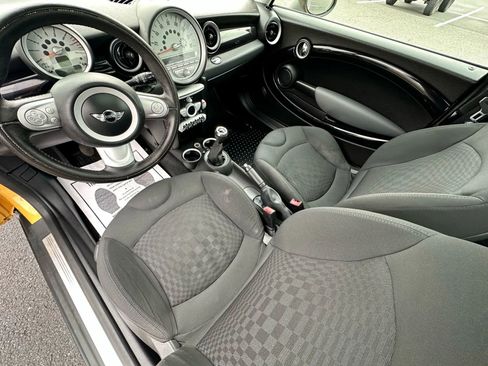 Used 2009 MINI Cooper Hardtop image 24