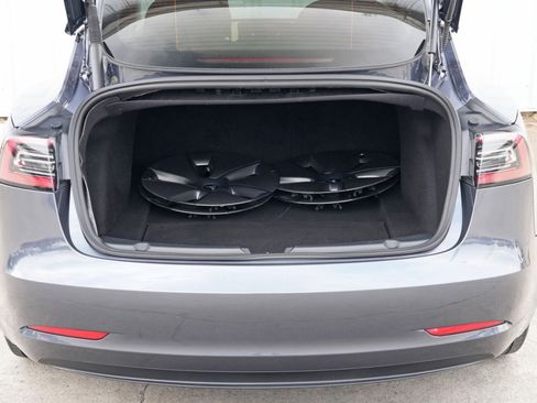 Used 2023 Tesla Model 3 Standard Range image 10