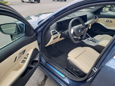 New 2026 BMW 330i xDrive Sedan w/ Premium Package AWD/4WD image 10