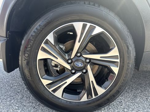 Certified 2024 Subaru Crosstrek 2.0i Premium w/ Crosstrek Mirror Package image 11