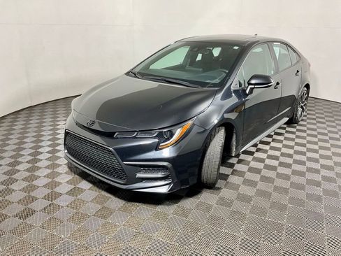 Used 2022 Toyota Corolla SE w/ SE Premium Package FWD image 11