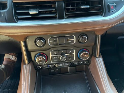 Used 2021 Chevrolet Tahoe High Country w/ Premium Package AWD/4WD image 26