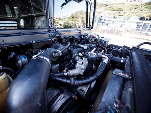 Used 1998 HUMMER H1 4-Door Wagon image 38