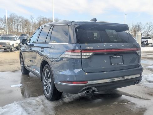 Used 2025 Lincoln Aviator AWD w/ Equipment Group 101A image 8