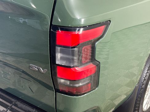 Used 2022 Nissan Frontier SV image 34