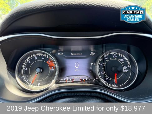 Used 2019 Jeep Cherokee Limited AWD/4WD image 15
