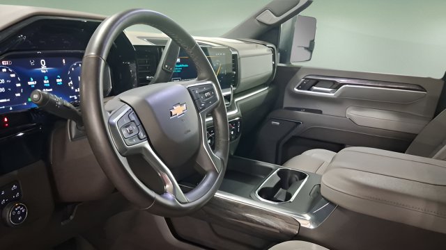 Used 2026 Chevrolet Silverado 3500 LTZ w/ LTZ Premium Package AWD/4WD image 23