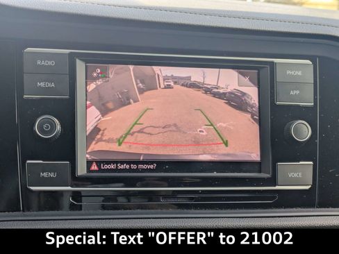 Used 2024 Volkswagen Jetta Sport FWD image 17