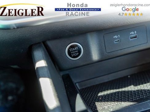 Used 2022 Nissan Rogue S image 21