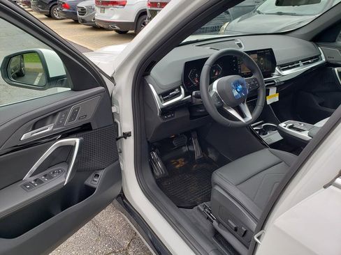 New 2026 BMW X1 xDrive28i image 6