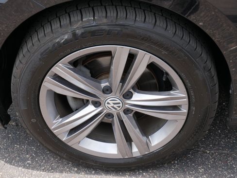 Used 2019 Volkswagen Jetta R-Line w/ R-Line Cold Weather Package FWD image 15